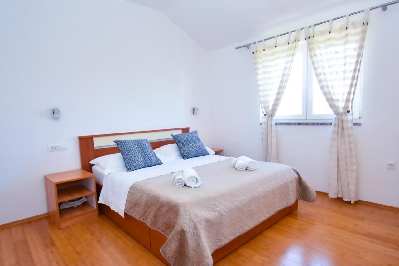 Apartment Vip Zadar Buitenkant foto